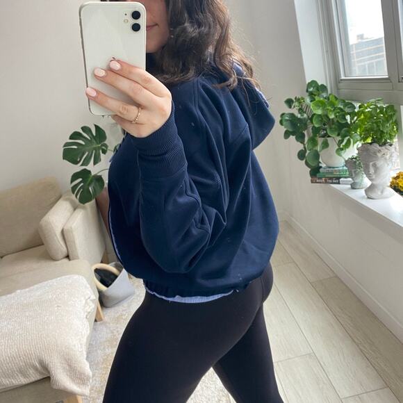 Athleta Blue Hoodie Sweatshirt Size Medium - Picture 5 of 5